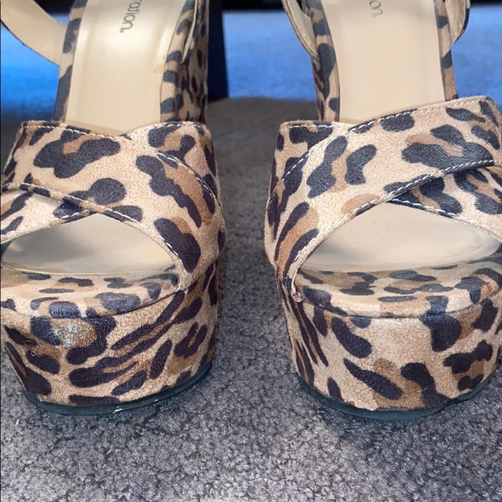 Cheetah wedges worn twice - Picture 3 of 4